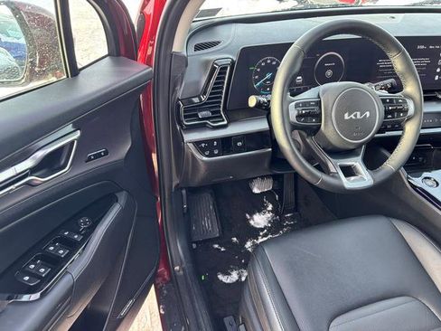 Certified 2025 Kia Sportage SX Prestige image 10