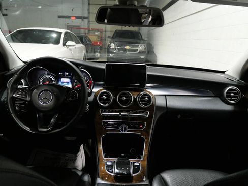 Used 2015 Mercedes-Benz C 300 4MATIC Sedan image 9