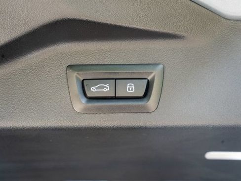 Used 2025 BMW X5 M60i AWD/4WD image 56