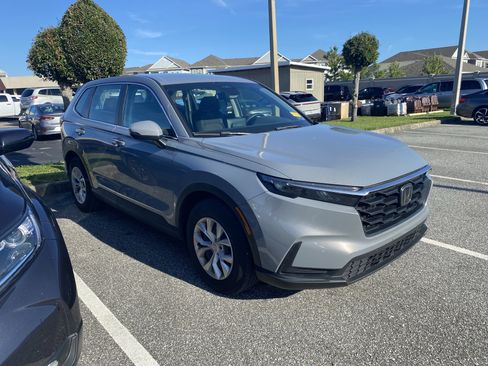 Used 2024 Honda CR-V LX image 15