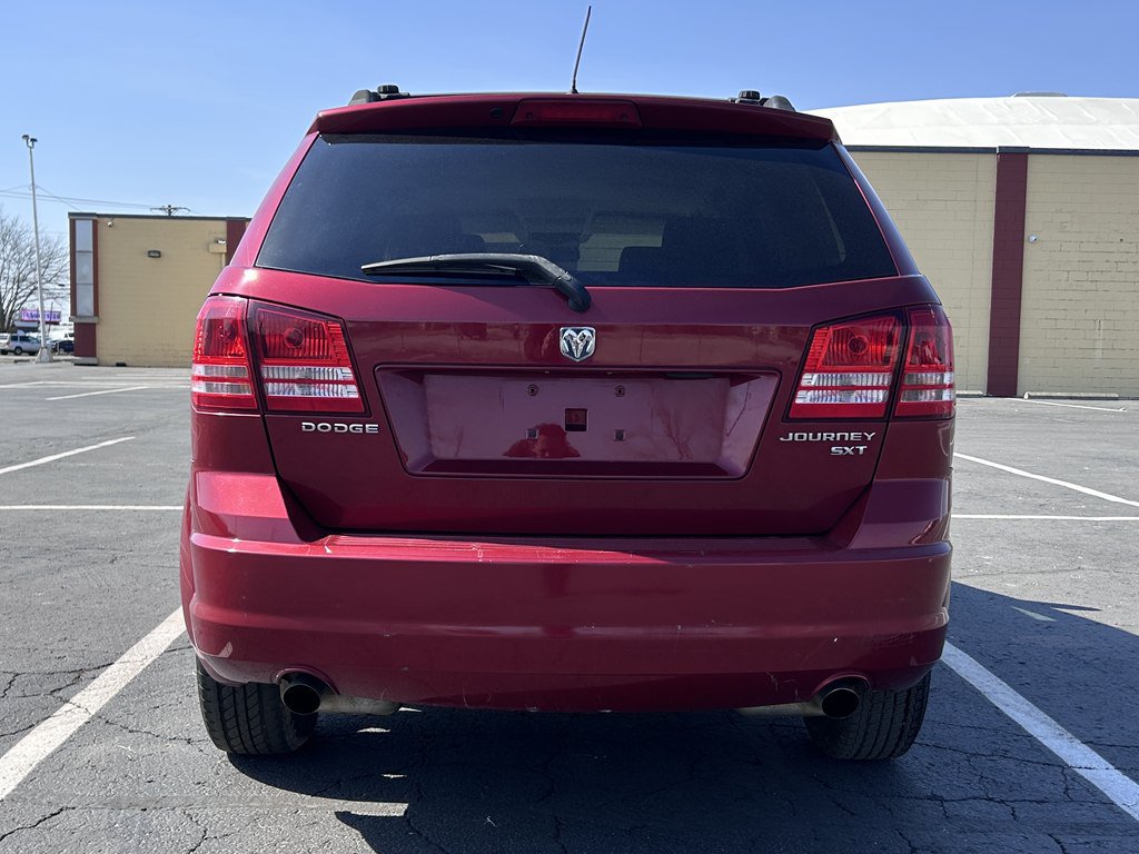 Used 2009 Dodge Journey SXT w/ Premium Convenience Group FWD image 4