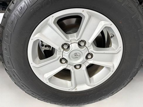 Used 2021 Toyota Tundra SR5 RWD image 31
