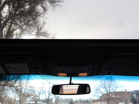 Used 2015 Ford F250 Lariat w/ Lariat Ultimate Package image 29