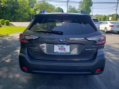 Certified 2024 Subaru Outback Premium AWD/4WD image 4
