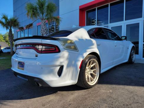 Used 2023 Dodge Charger Scat Pack RWD image 4