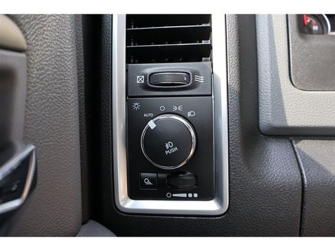 Used 2017 RAM 2500 Big Horn AWD/4WD image 32
