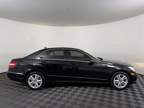 Used 2011 Mercedes-Benz E 350 4MATIC Sedan image 5
