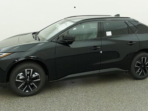 New 2026 Toyota bZ FWD image 5