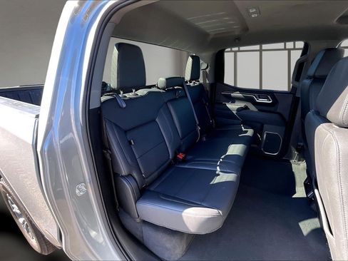Used 2025 GMC Sierra 1500 SLT image 26