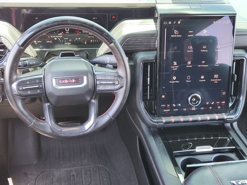 Used 2025 GMC Yukon XL AT4 Ultimate w/ LPO, Floor Liner Package AWD/4WD image 27