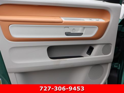 Used 2025 Volkswagen ID. Buzz 1st Edition image 14