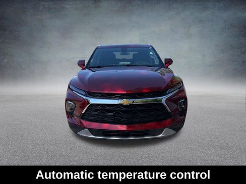 Used 2025 Chevrolet Blazer LT AWD/4WD image 10
