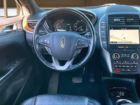Used 2017 Lincoln MKC Select w/ Select Plus Package image 5