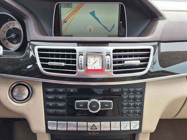Used 2015 Mercedes-Benz E 400 Sedan image 14