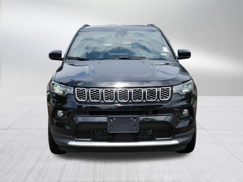 Used 2025 Jeep Compass Limited w/ Mopar Graphics Package AWD/4WD image 2
