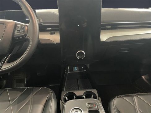 Used 2021 Ford Mustang Mach-E Select w/ Comfort/Appearance Package image 11