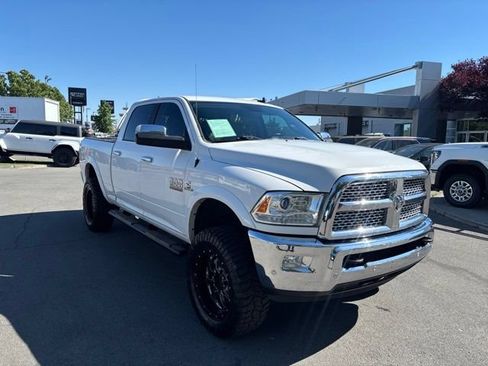 Used 2018 RAM 2500 Laramie AWD/4WD image 4