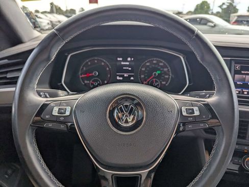 Used 2019 Volkswagen Jetta R-Line FWD image 27