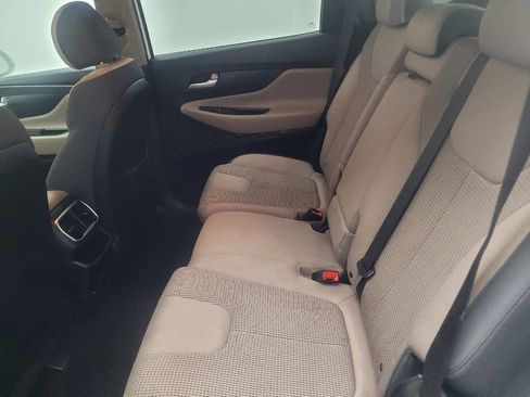 Used 2019 Hyundai Santa Fe SE w/ Cargo Package FWD image 18