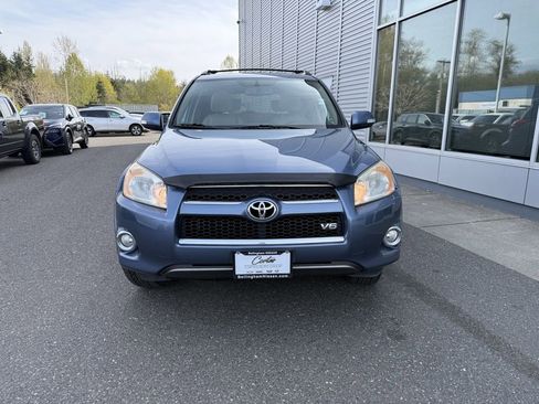 Used 2010 Toyota RAV4 Limited image 2