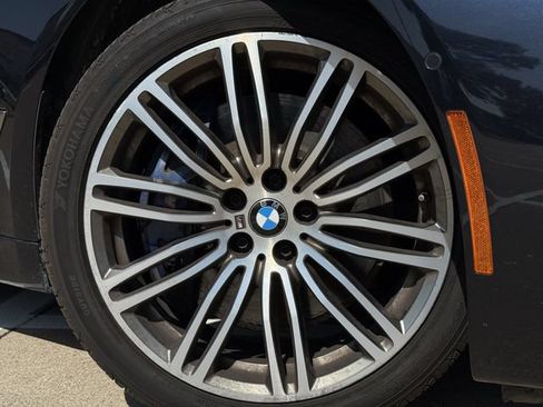 Used 2020 BMW M550i xDrive w/ Parking Assistance Package AWD/4WD image 9