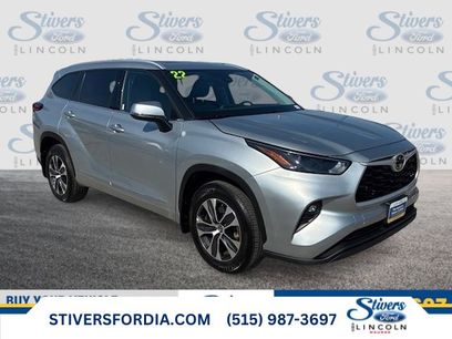 Used 2022 Toyota Highlander XLE