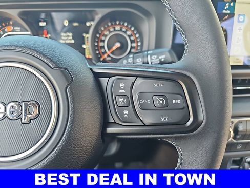 New 2026 Jeep Wrangler Unlimited Rubicon AWD/4WD image 22