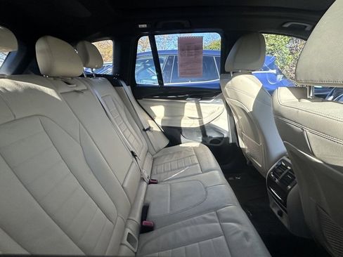 Used 2019 BMW X3 xDrive30i image 6