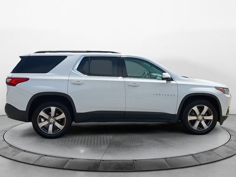 Used 2019 Chevrolet Traverse LT w/ LT Premium Package FWD image 8