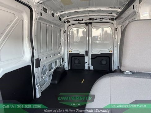 New 2025 Ford Transit 250 148 Medium Roof image 30