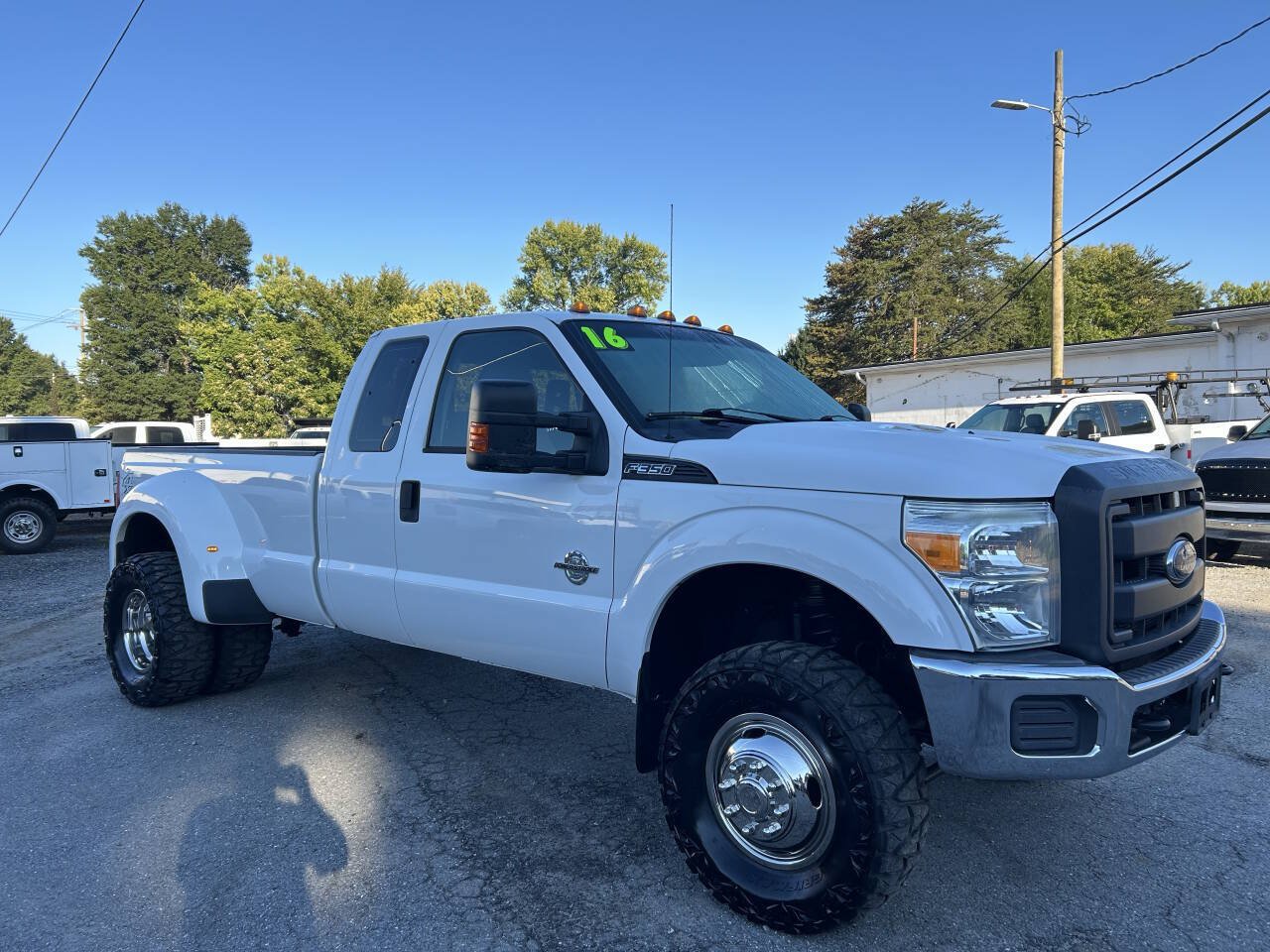 Used 2016 Ford F350 XL w/ Power Equipment Group AWD/4WD image 4