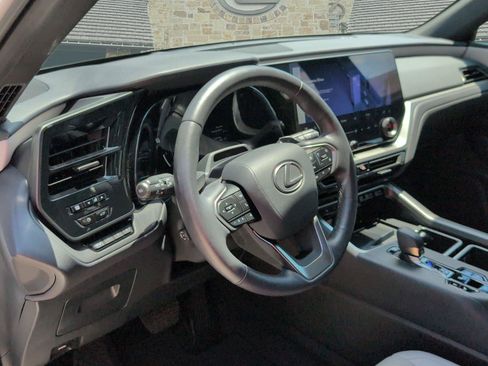 Certified 2025 Lexus TX 350 AWD w/ Technology Package image 7