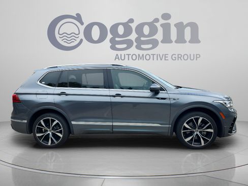 Used 2022 Volkswagen Tiguan SEL R-Line AWD/4WD image 6