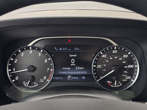 Used 2024 Nissan Frontier SV w/ Technology Package image 19