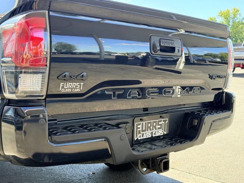 Used 2019 Toyota Tacoma TRD Pro image 8