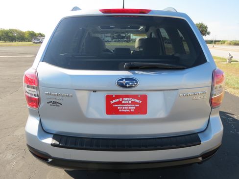 Used 2015 Subaru Forester 2.5i Premium w/ All-Weather Package image 8