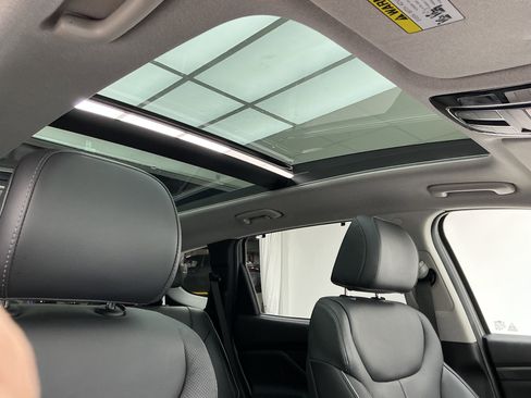 Used 2022 Hyundai Santa Fe Limited w/ Cargo Package image 25