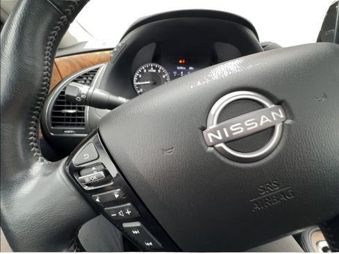 Used 2021 Nissan Armada SL w/ Captain's Chairs Package AWD/4WD image 44