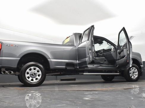 Used 2024 Ford F250 XLT image 33