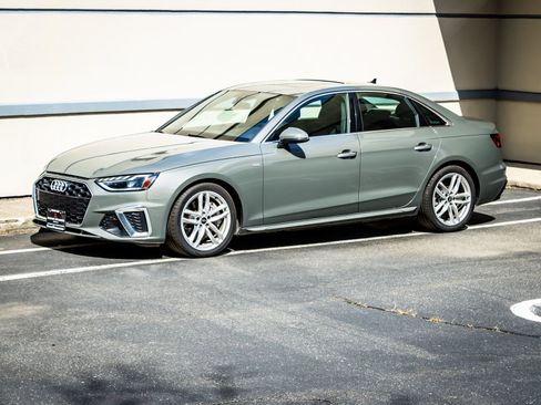 Used 2023 Audi A4 2.0T Premium Plus AWD/4WD image 3