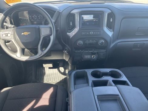 Used 2025 Chevrolet Silverado 1500 W/T w/ Trailering Package image 8