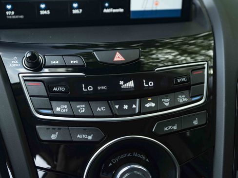 Used 2025 Acura RDX SH-AWD w/ Technology Package image 32