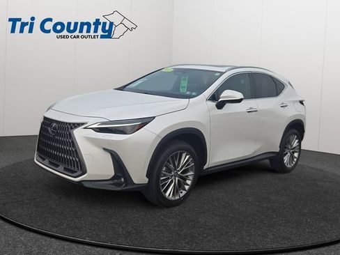 Used 2024 Lexus NX 350 AWD w/ Luxury Package image 3