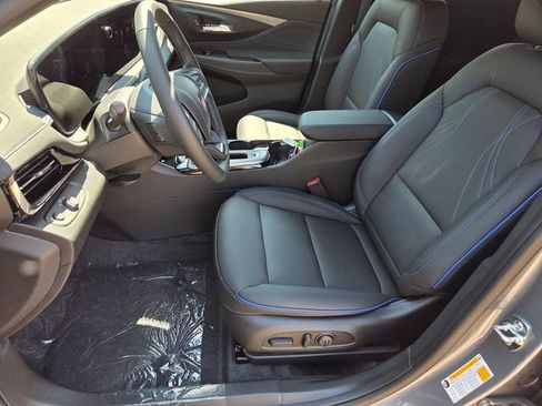 New 2026 Buick Envista Sport Touring w/ Convenience I Package FWD image 21