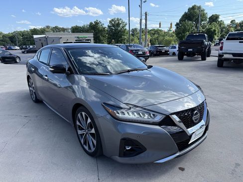 Used 2020 Nissan Maxima Platinum w/ Sport Mat Group image 13