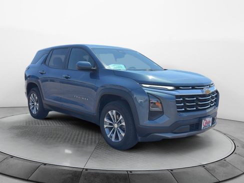 Certified 2025 Chevrolet Equinox LT AWD/4WD image 6