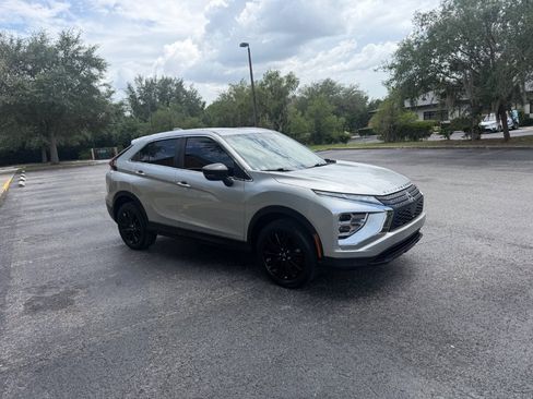 Used 2024 Mitsubishi Eclipse Cross LE AWD/4WD image 6
