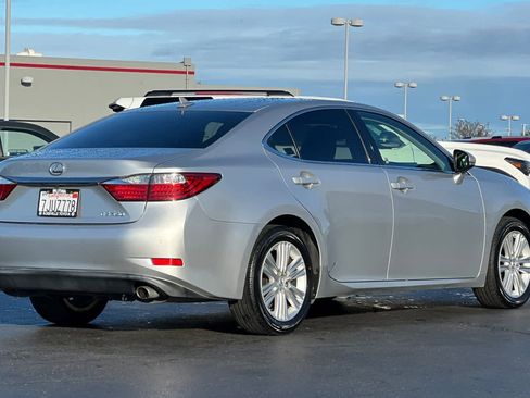 Used 2013 Lexus ES 350 image 2