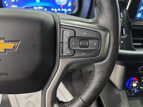 Used 2023 Chevrolet Tahoe Premier AWD/4WD image 18