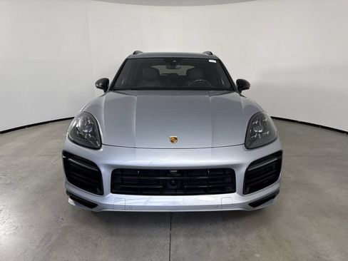 Certified 2023 Porsche Cayenne GTS AWD/4WD image 10